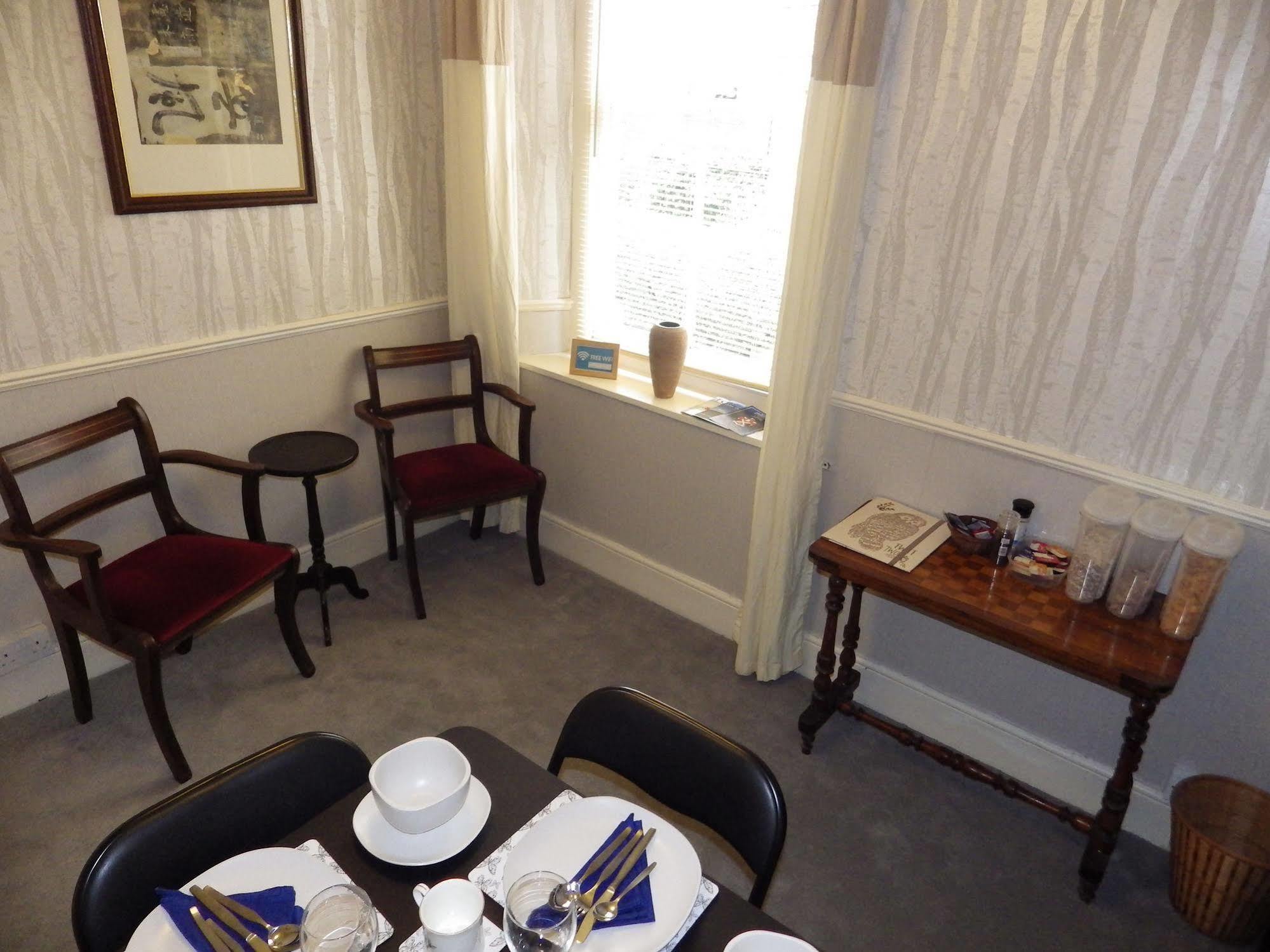 Ryvington Apartments 애버게이브니 외부 사진